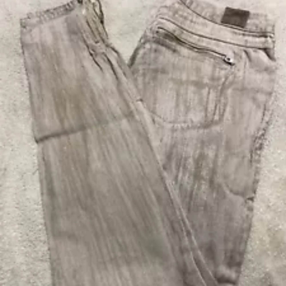 Guess 1981 pants